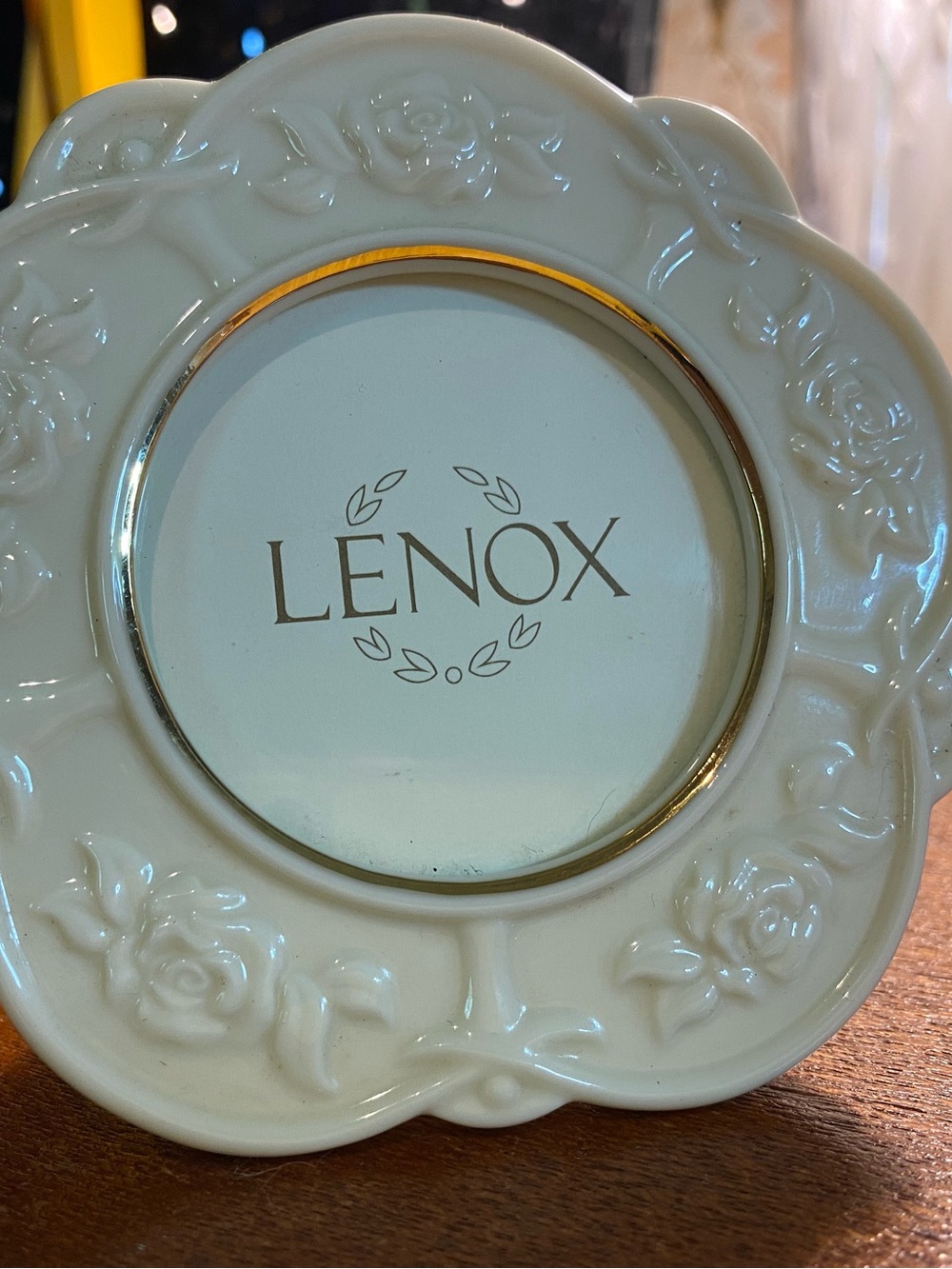 Lenox Cream Porcelain picture frame with Gold Accent